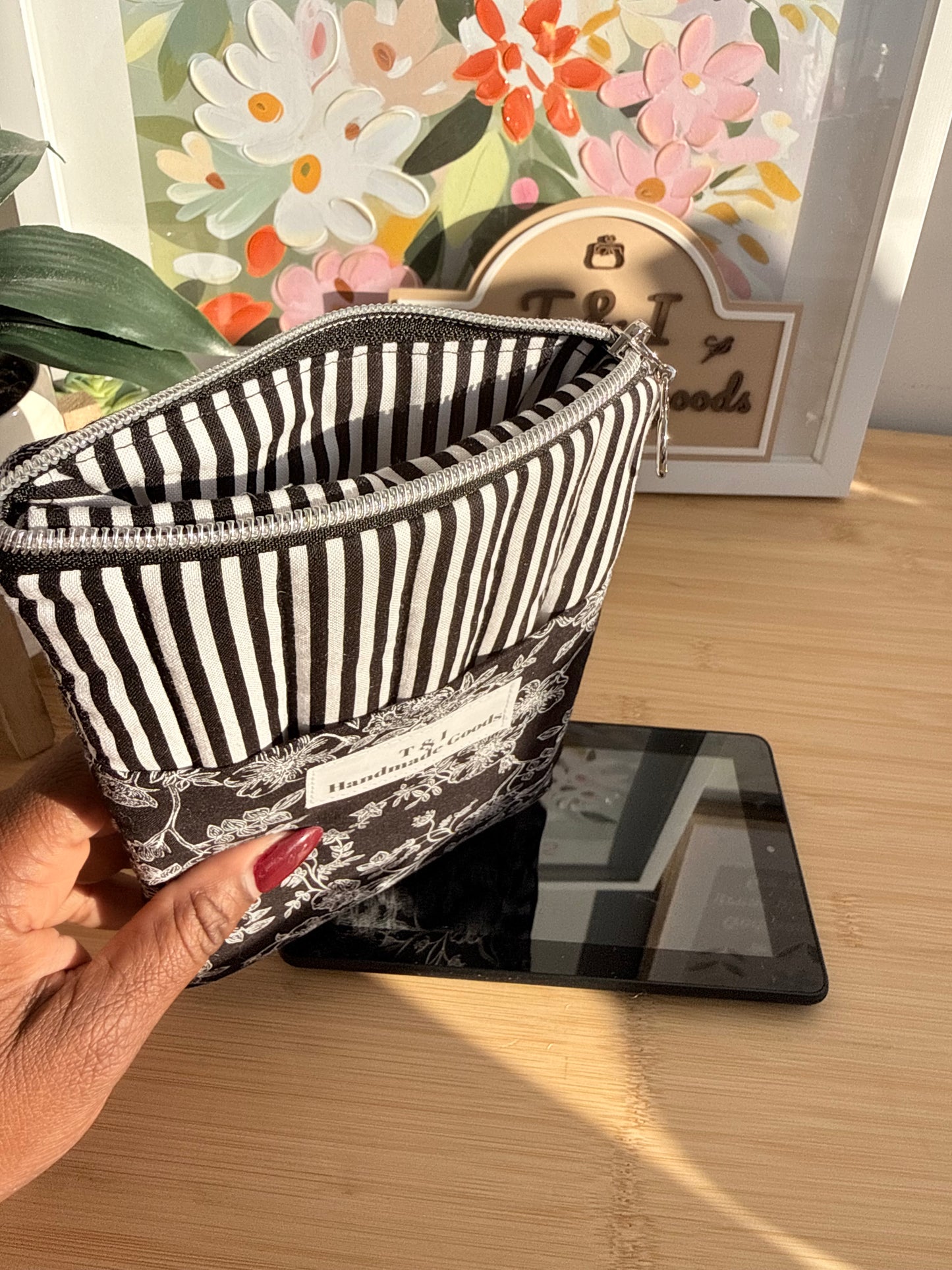 Midnight Floral Kindle Sleeve