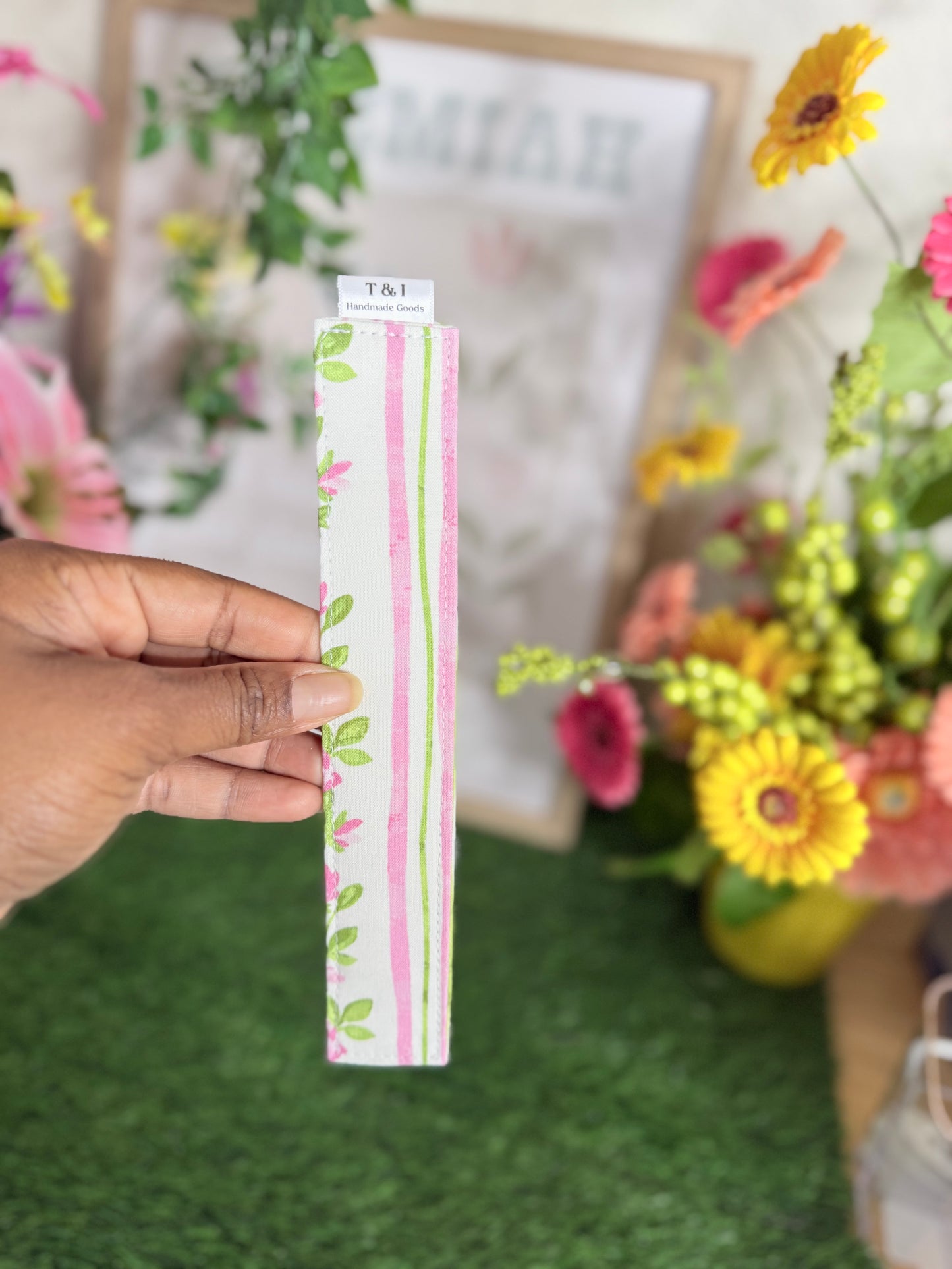 Rosey Bell Fabric Bookmark
