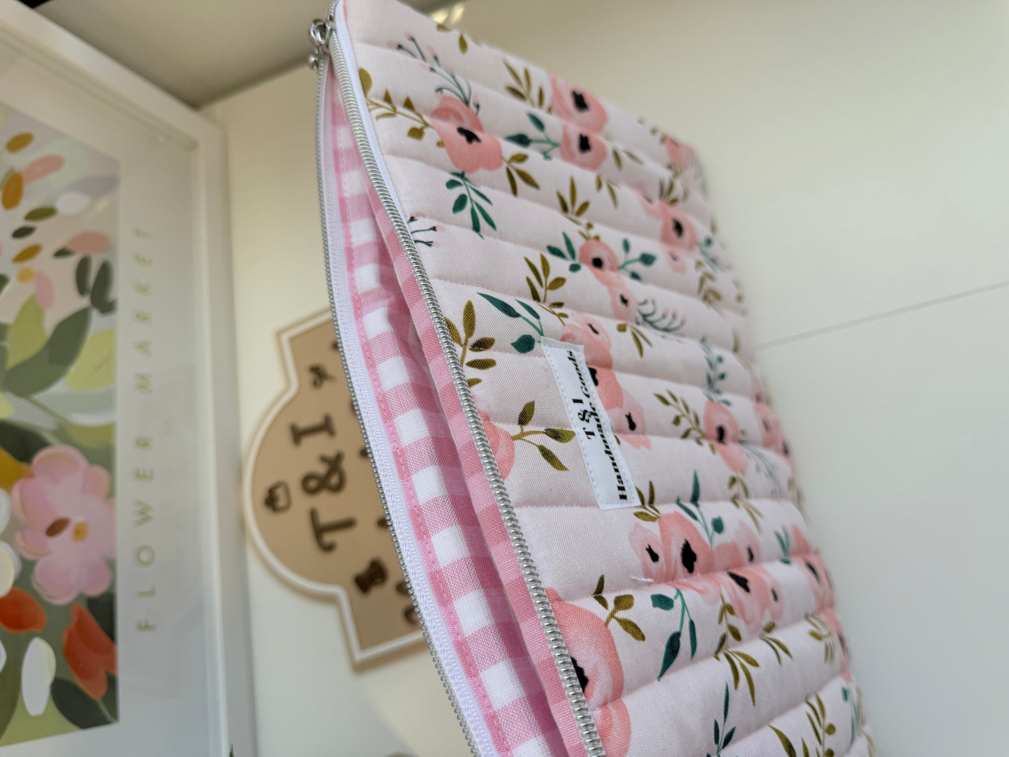 Pink rose Laptop Sleeve