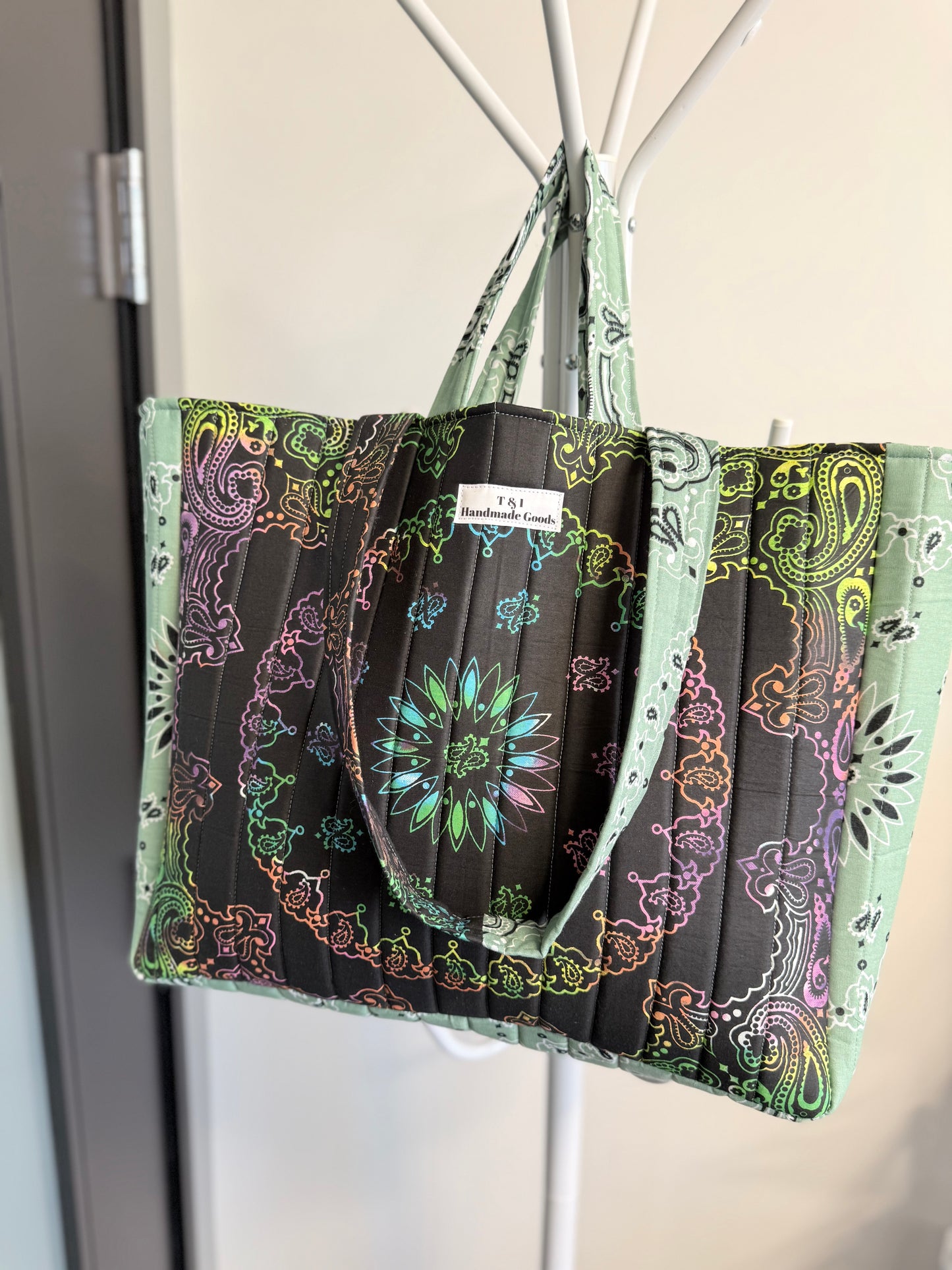Might night sage tote bag