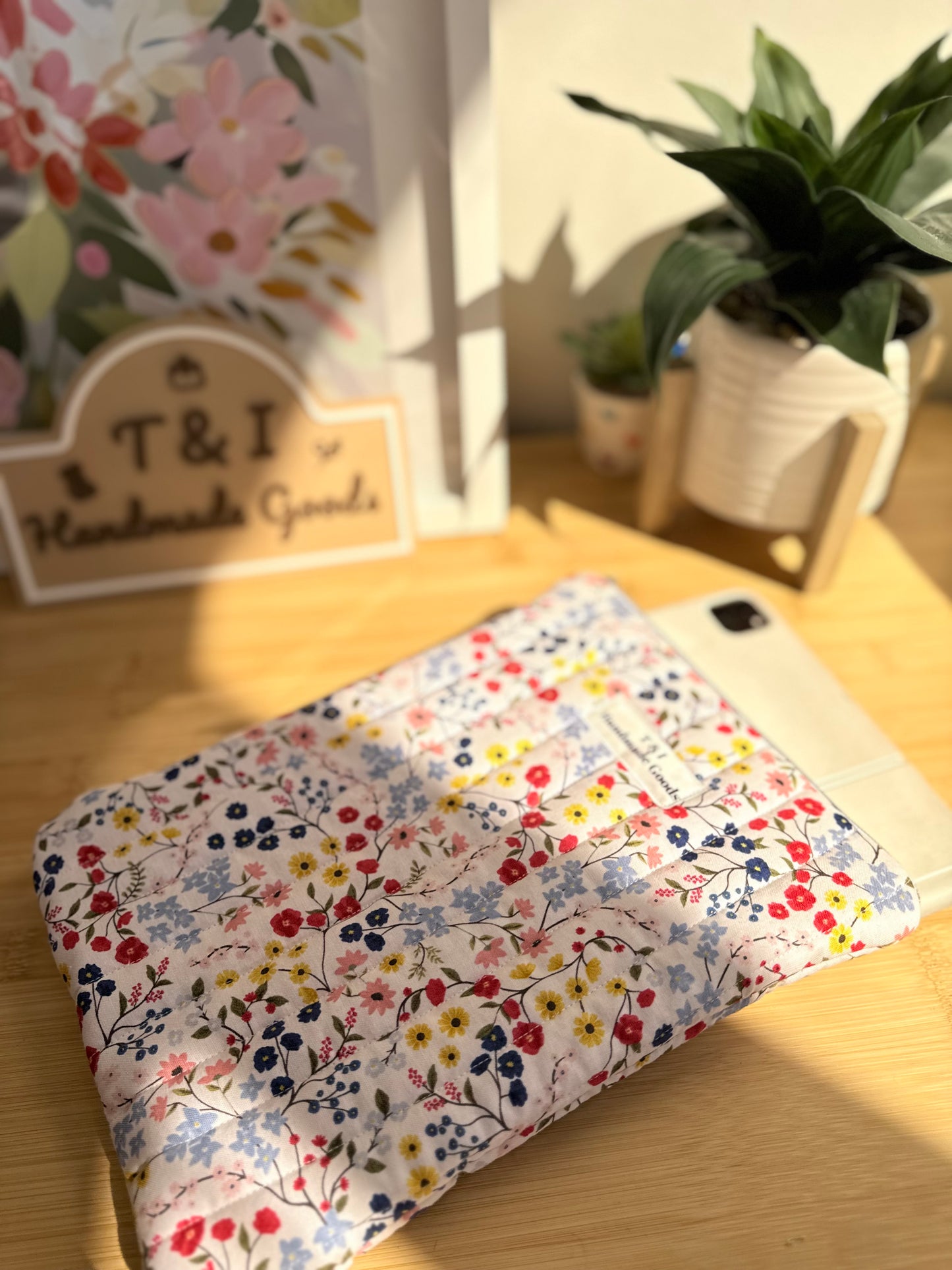 Wildflower IPad Sleeve