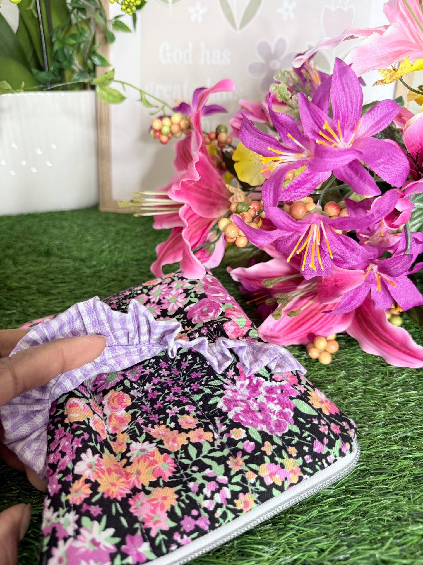 Plum Wildflower Kindle Sleeve