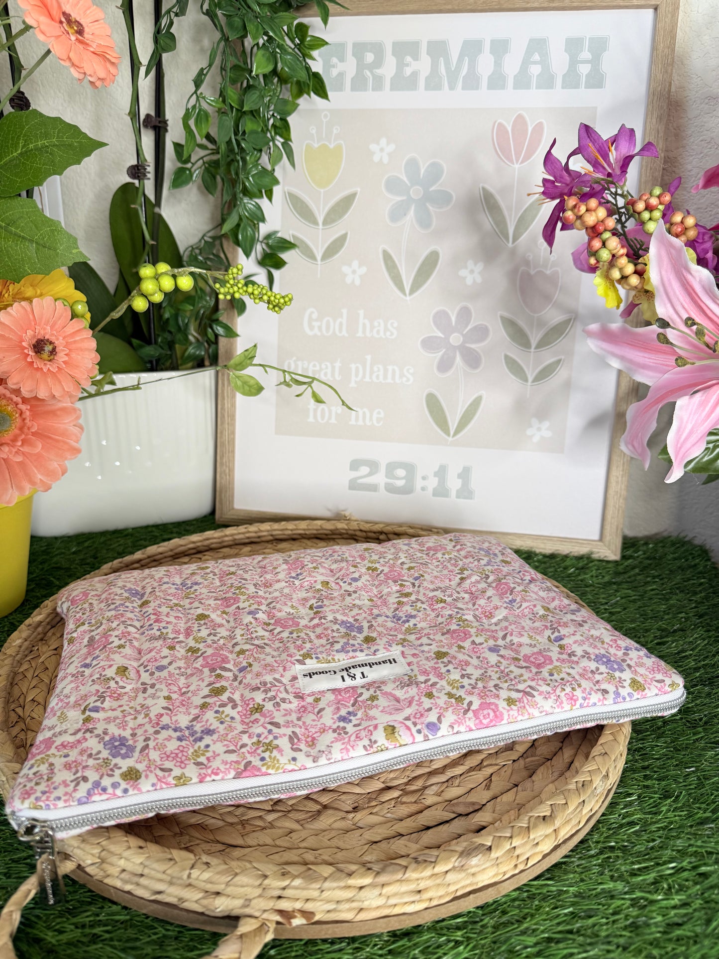 Pink Floral Laptop Sleeve