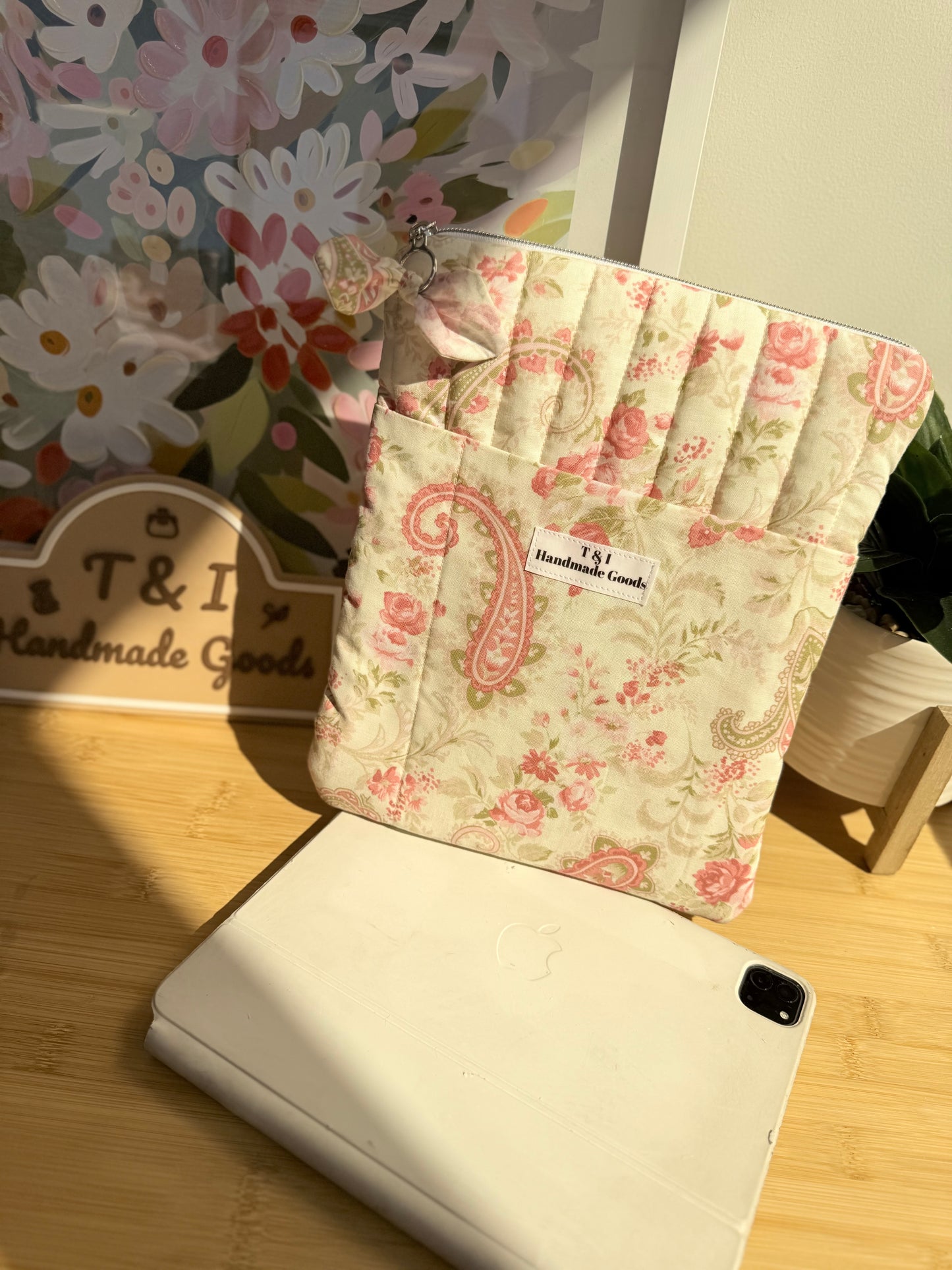 Paisley Rose IPad Sleeve (fits your IPad w/keyboard)