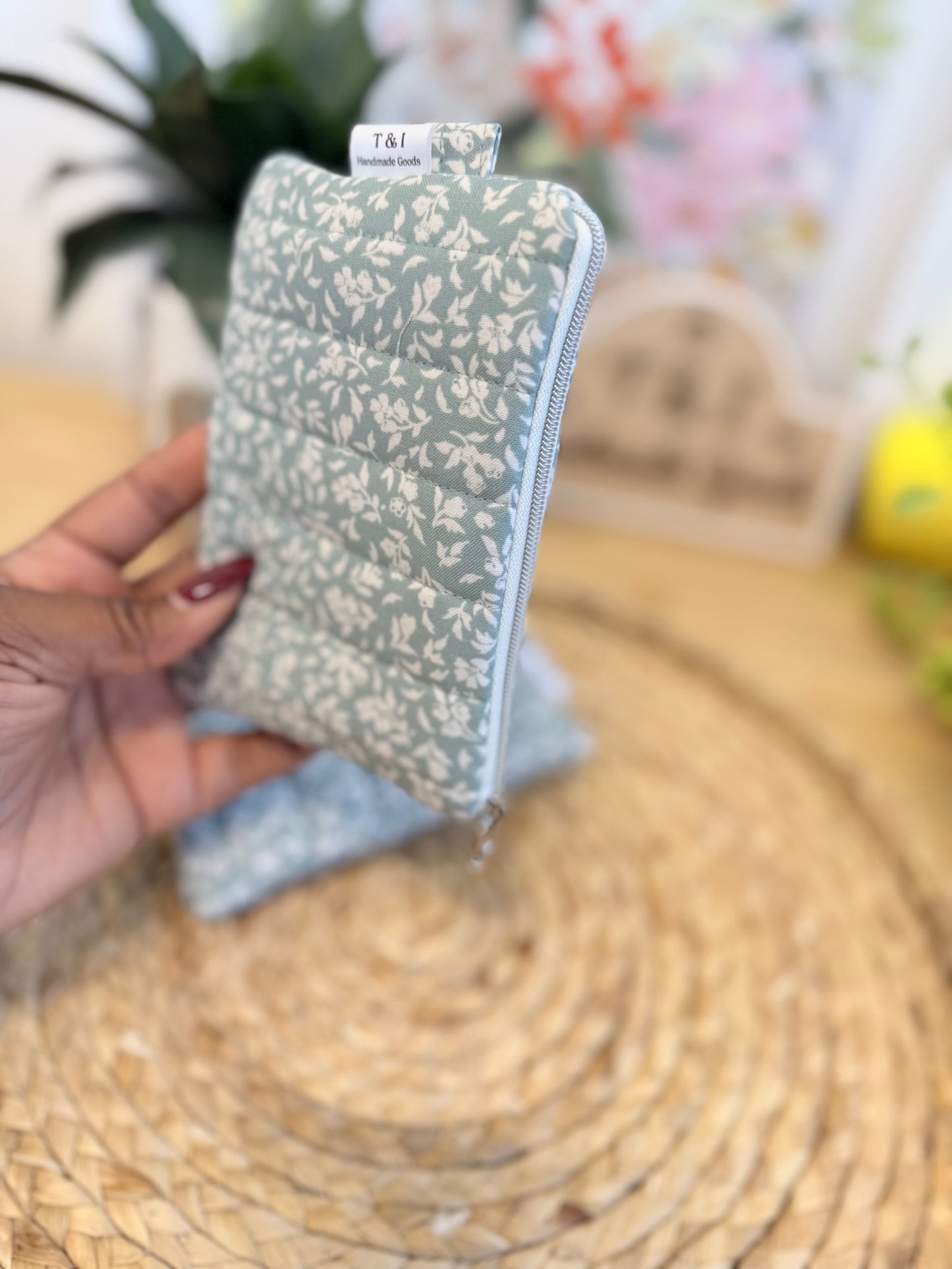 Soft bloom Keychain Wallet