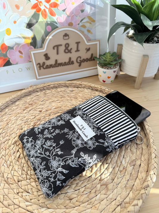 Midnight Floral Kindle Sleeve