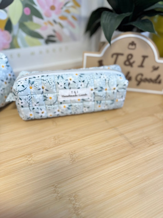 Country Daisy BOXY PENCIL MULTIPURPOSE CASE