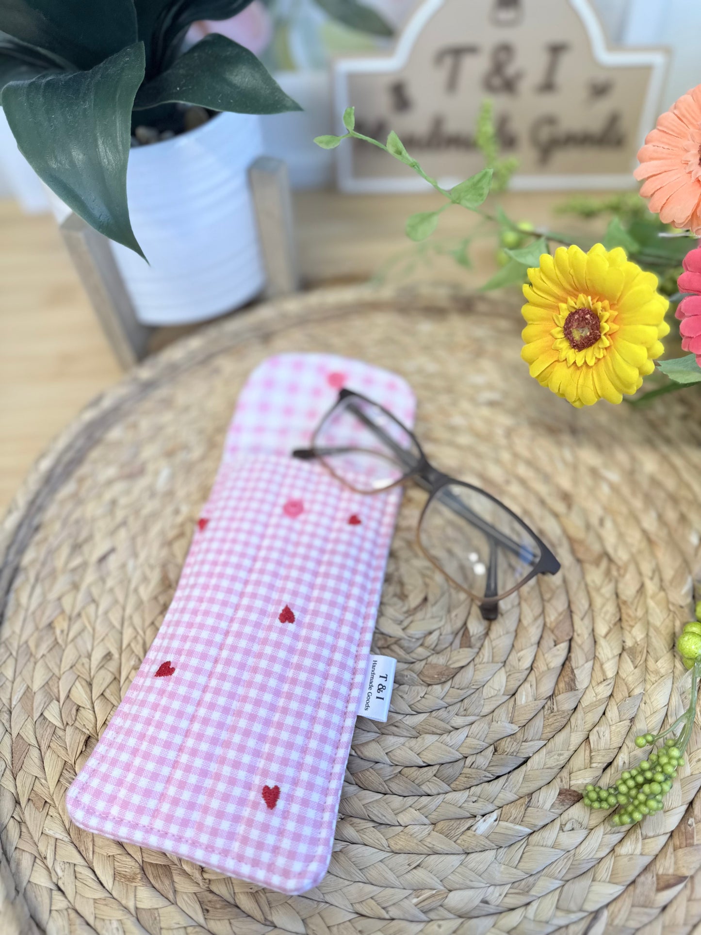 Pink love Glasses Case
