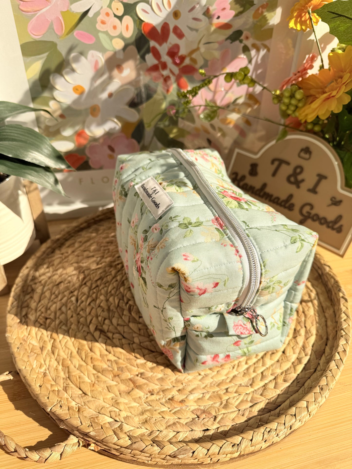 Wildflower Mist Large Multipurpose Bag