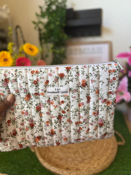 Mauve Floral Laptop Sleeve