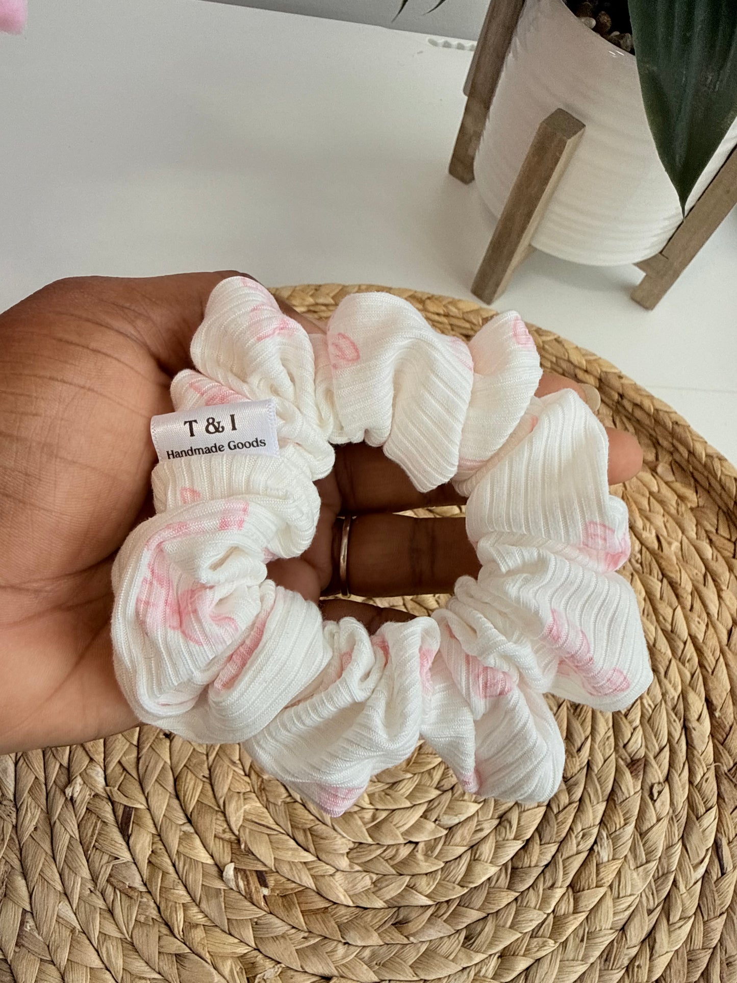 Pink bow Scrunchie