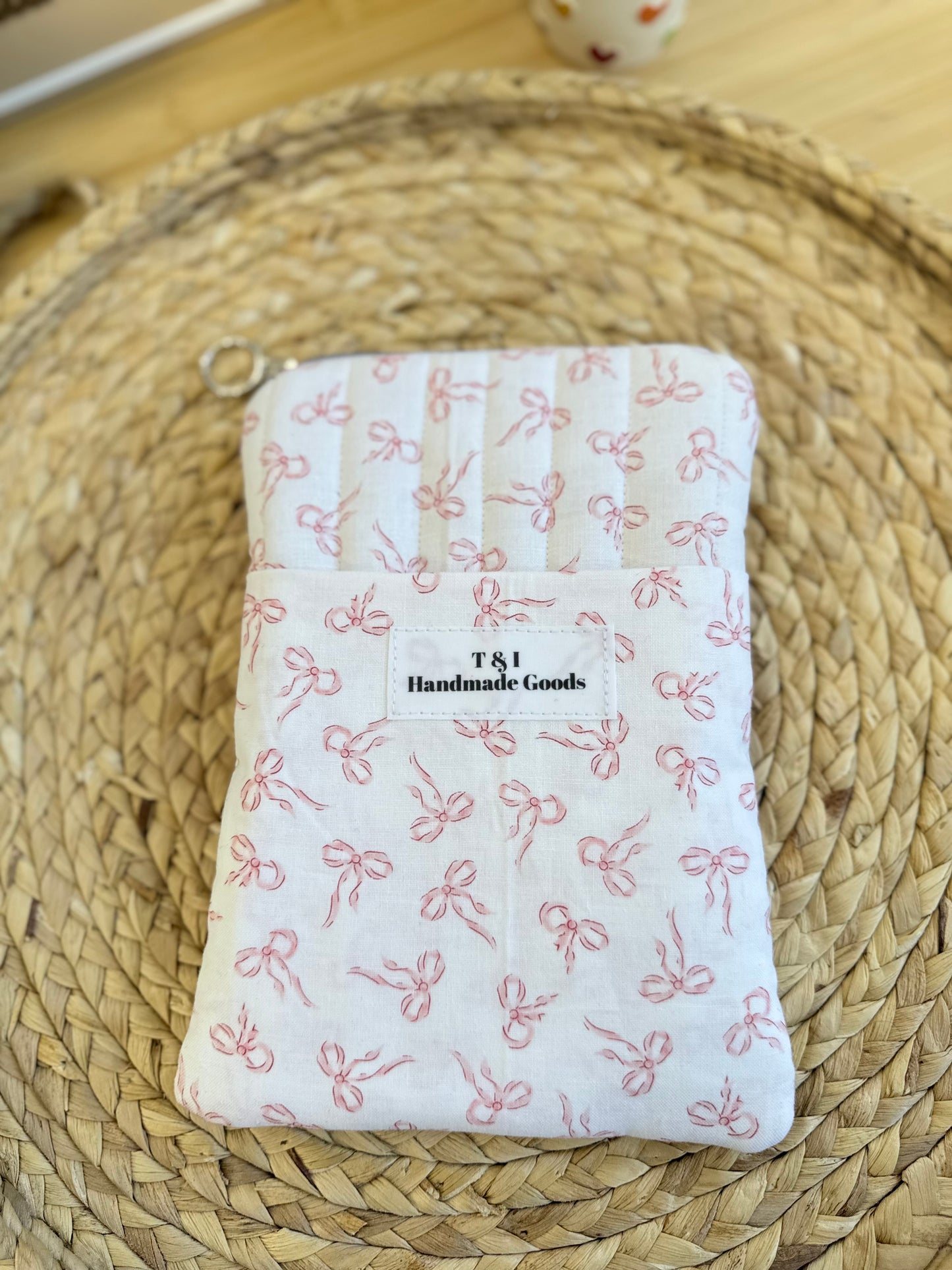 Mini Pink Bow Kindle Sleeve