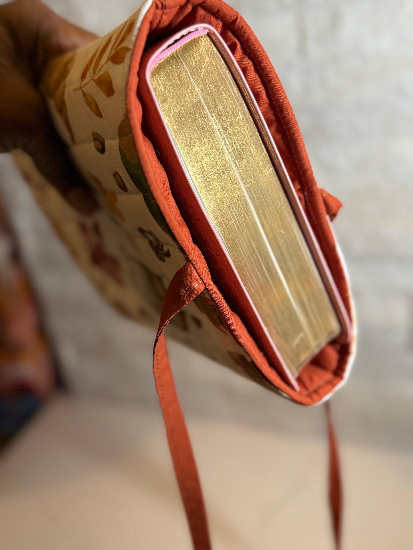 Coffee lover Book Sleeve w/bow