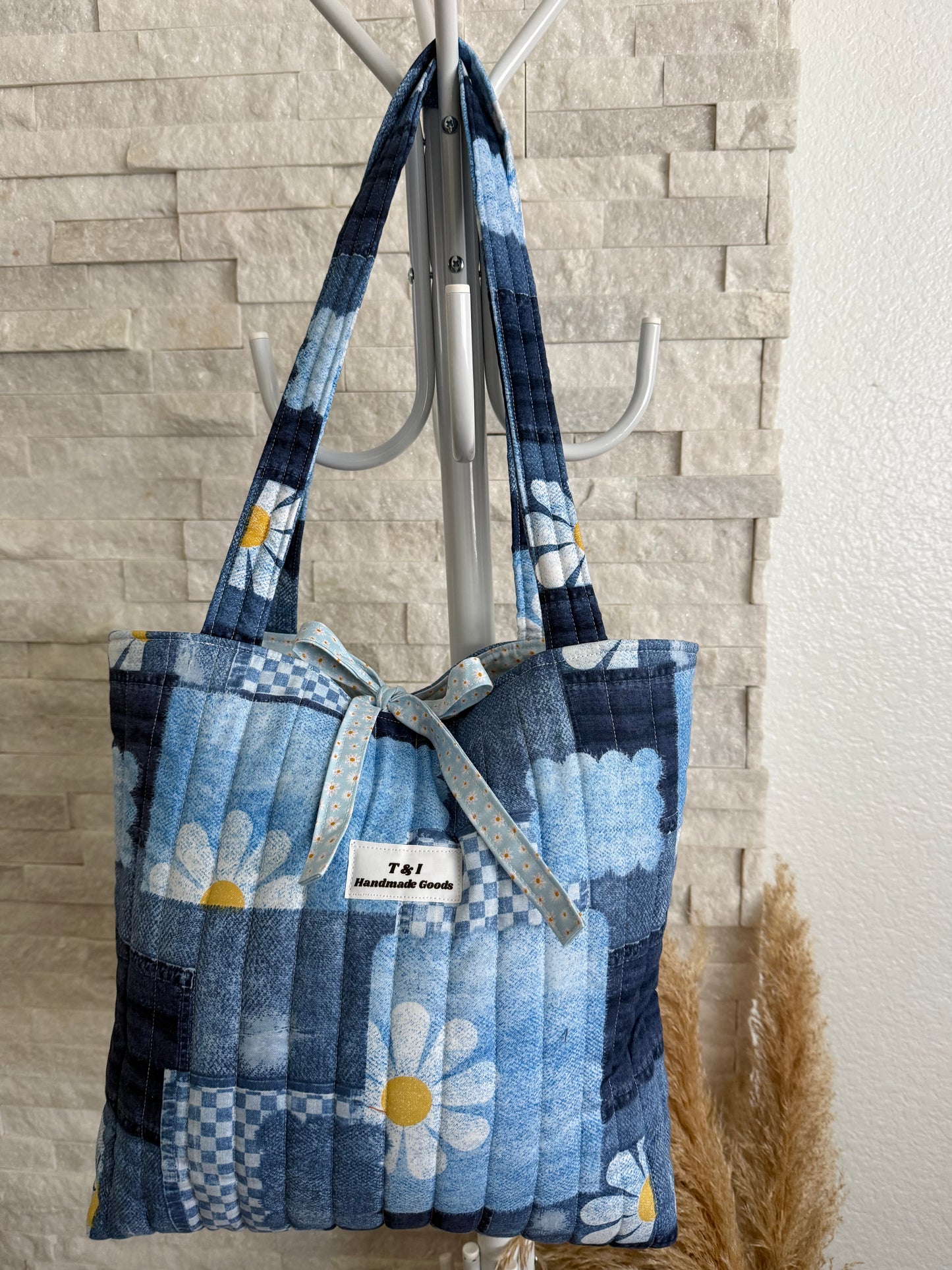 Daisy Day Tote Bag