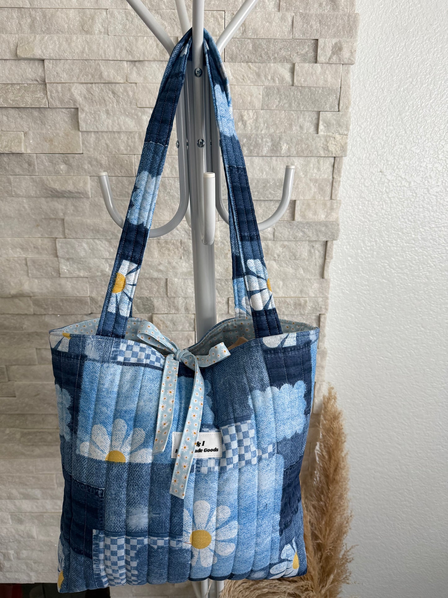 Daisy Day Tote Bag