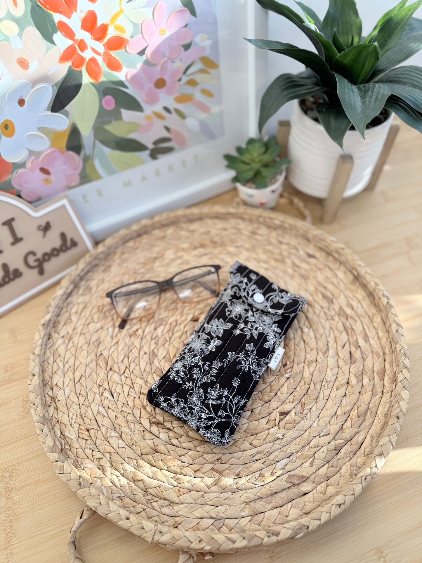 Midnight floral Glasses Case