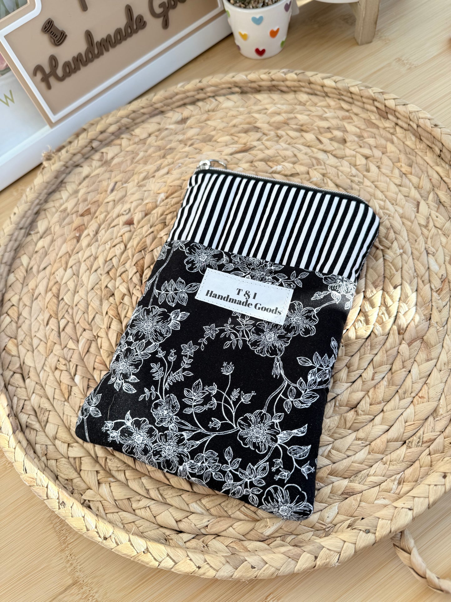 Midnight Floral Kindle Sleeve