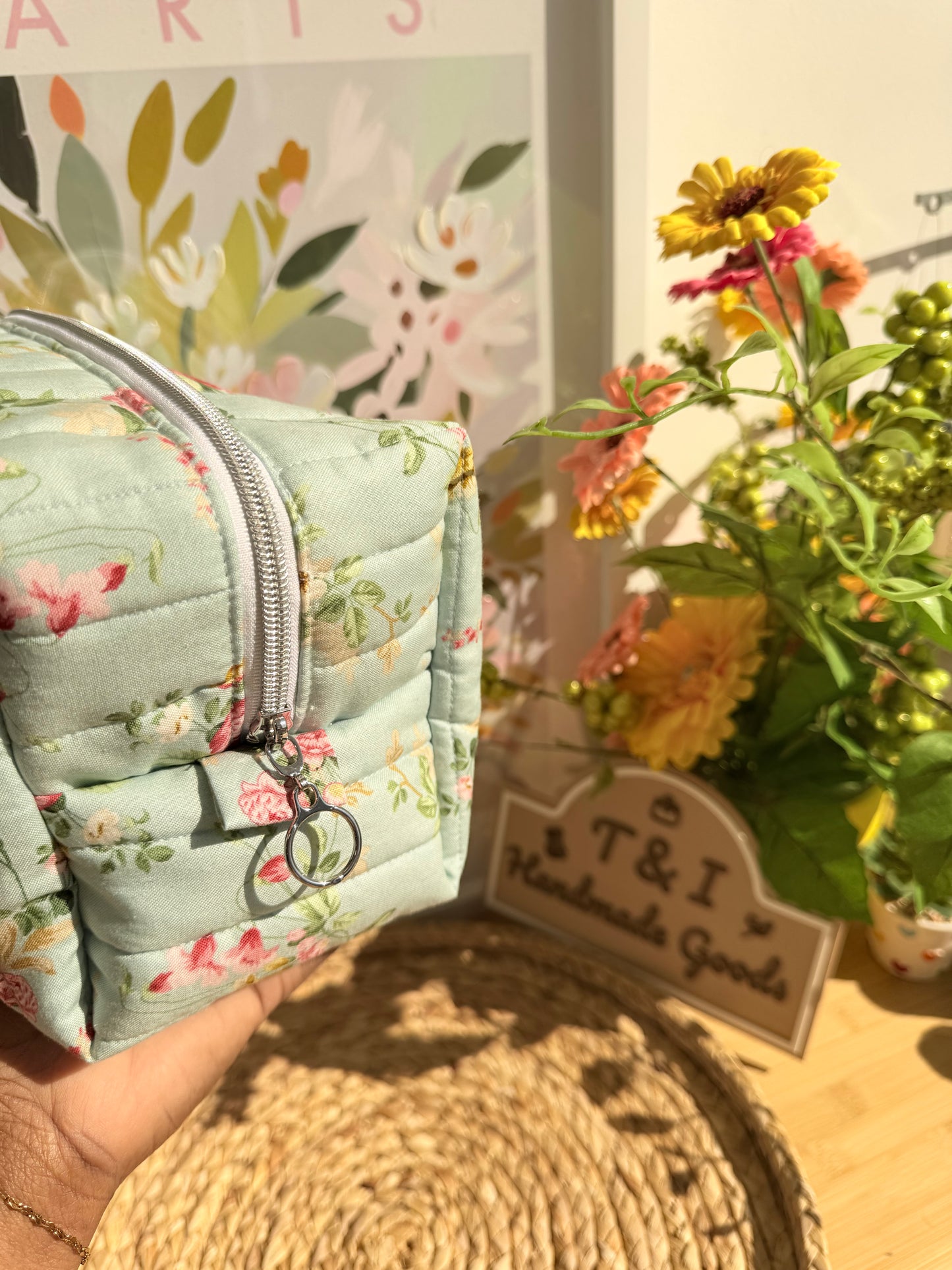 Wildflower Mist Large Multipurpose Bag
