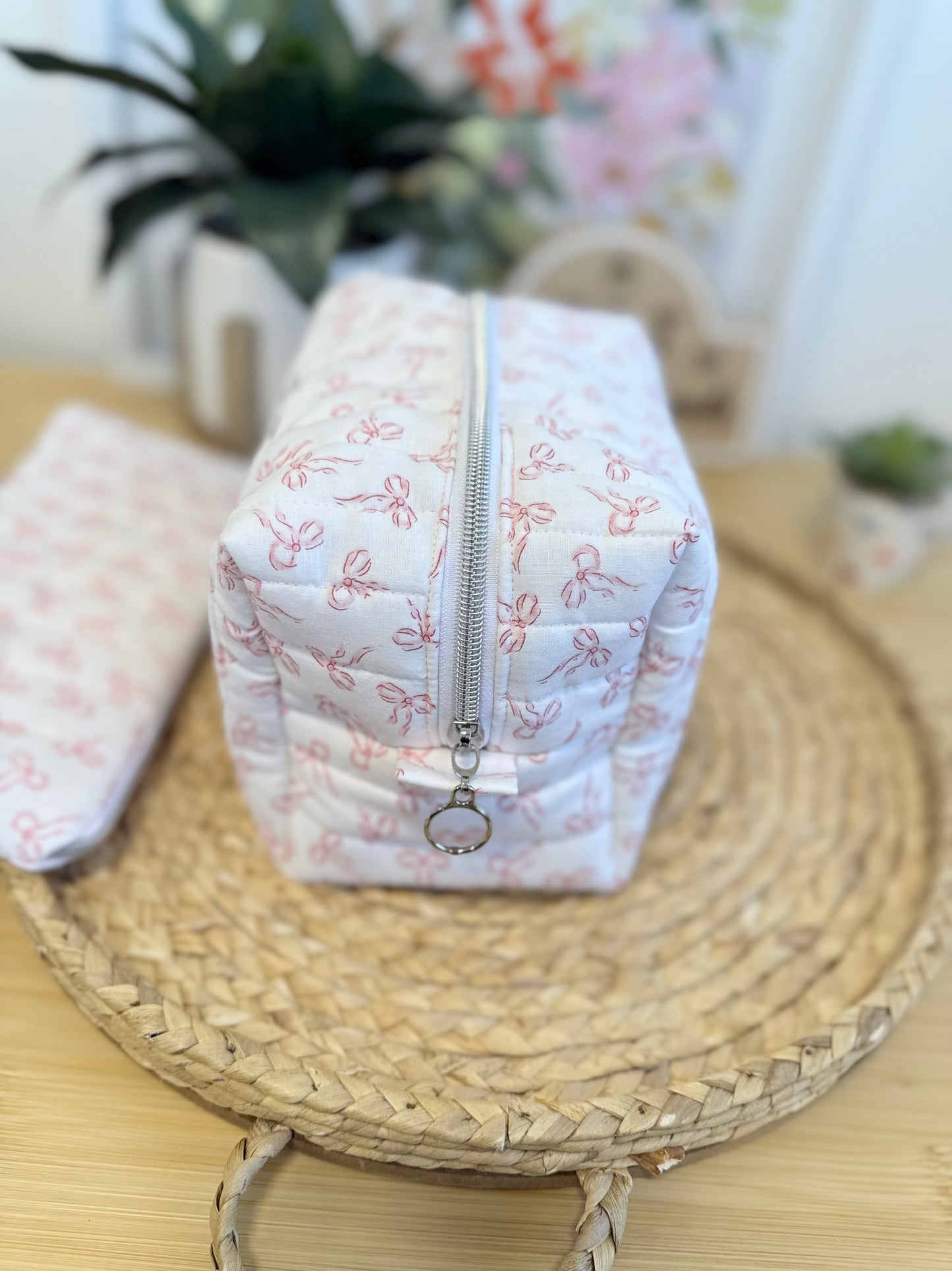 Mini Pink Bow  Large Multipurpose Bag