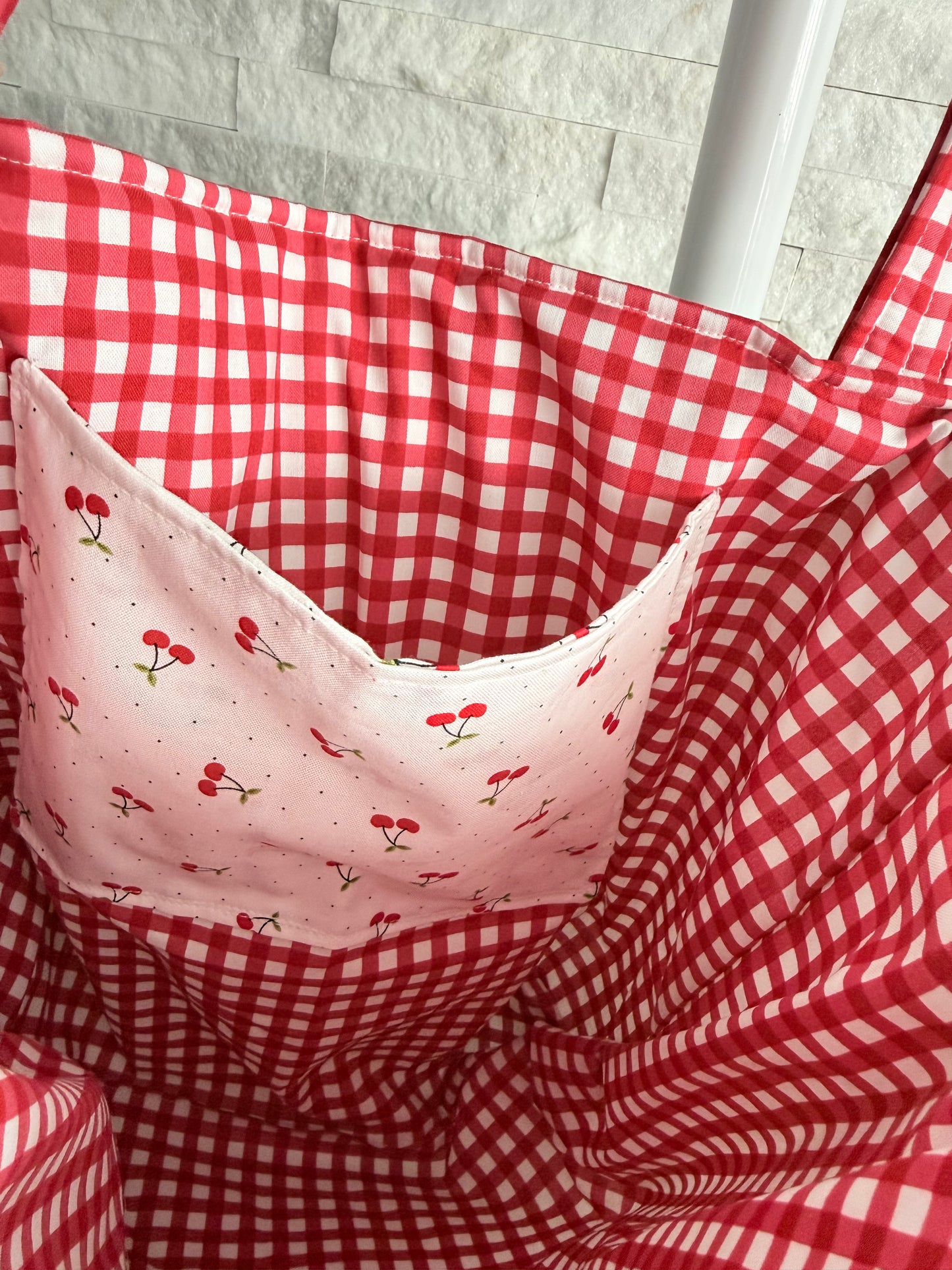 Cherry dot Tote Bag