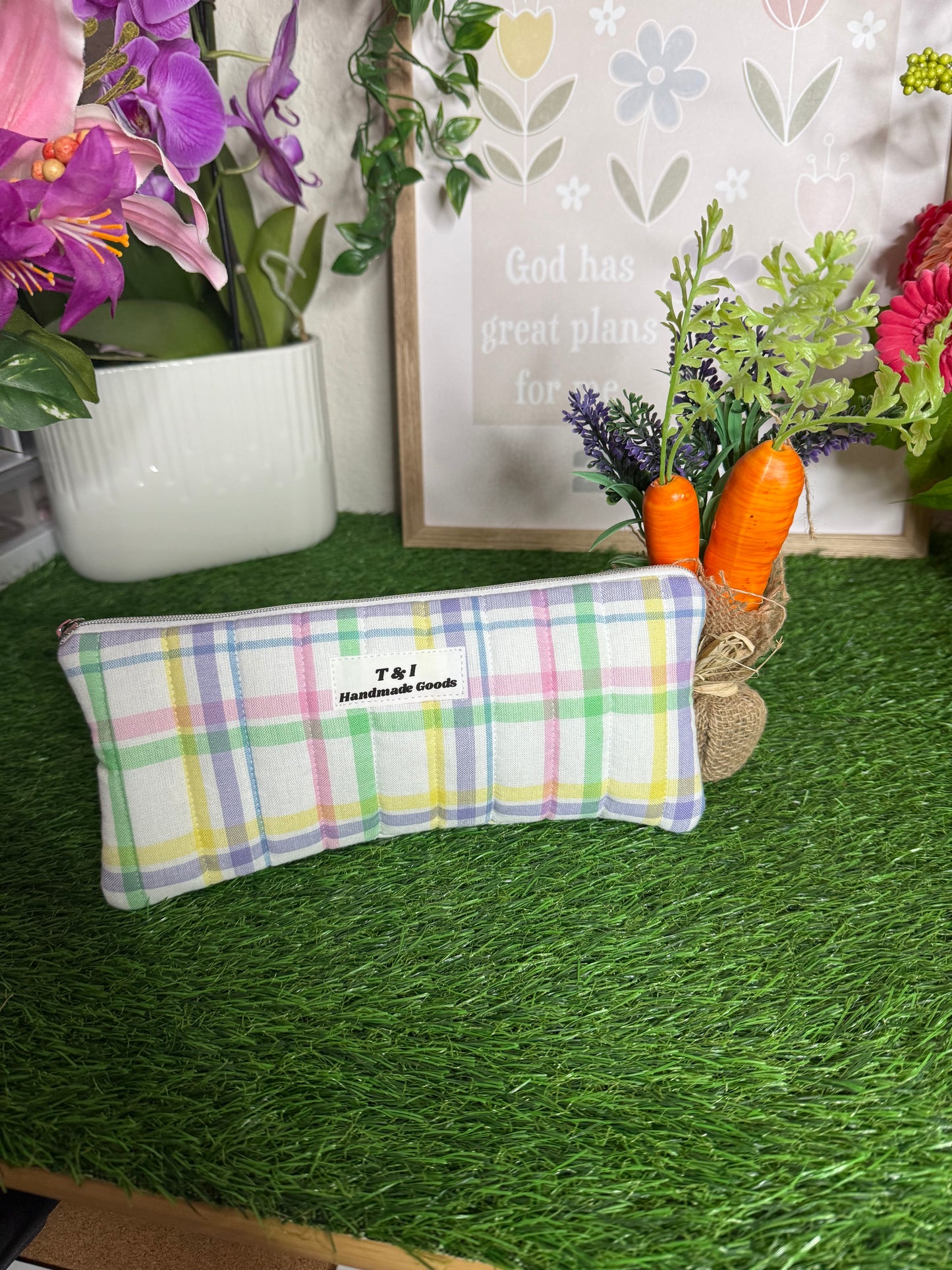 EASTER VIBES BOXY PENCIL MULTIPURPOSE CASE