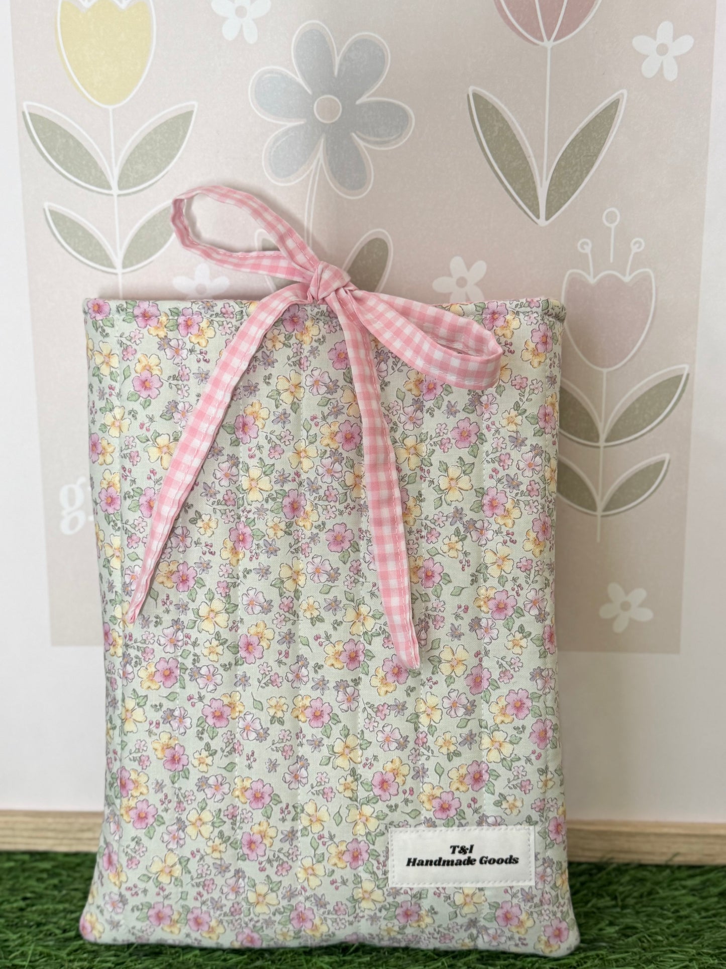 Pastel Floral Book Sleeve w/bow