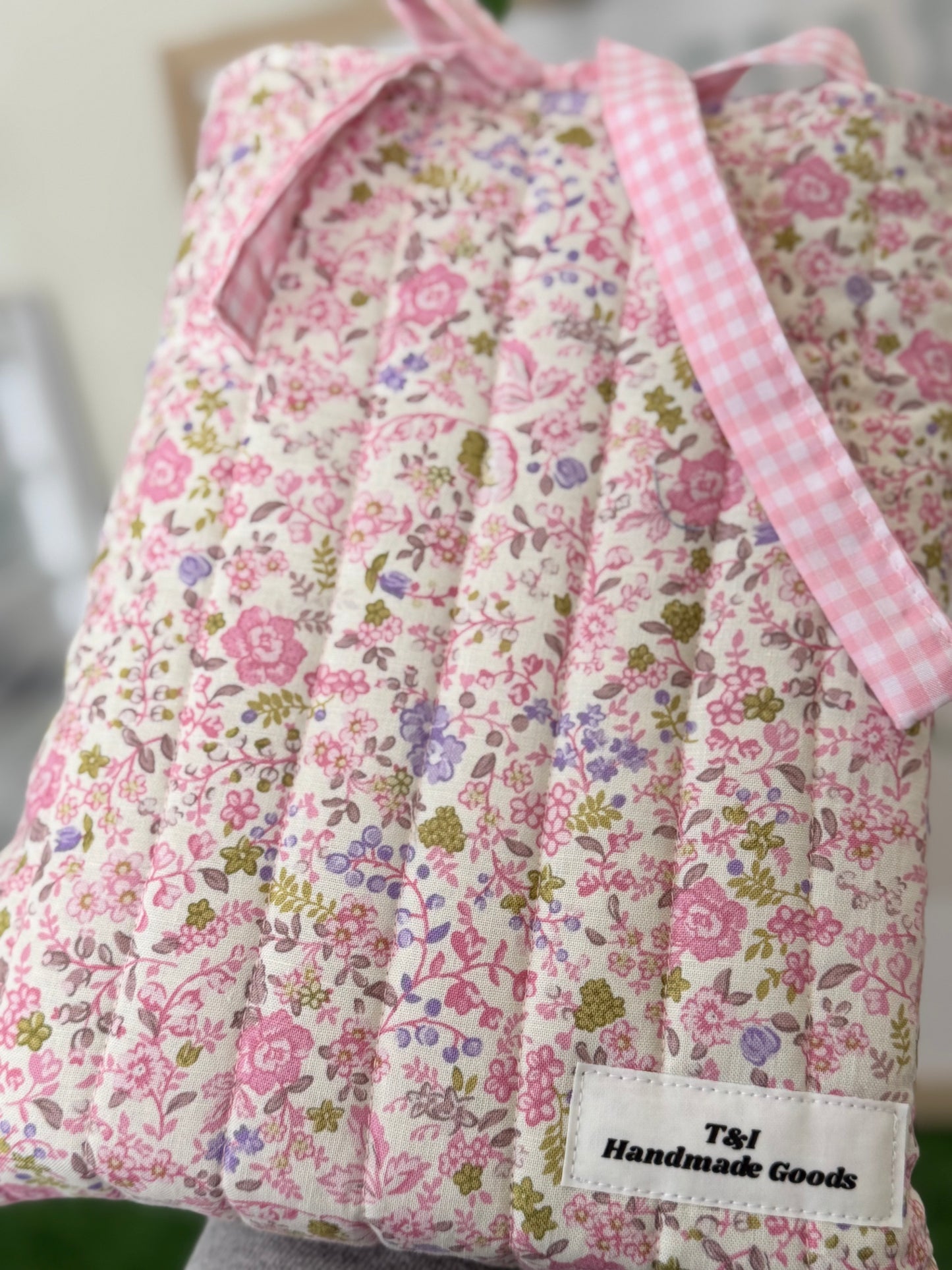 Pink Floral Book Sleeve w/bow