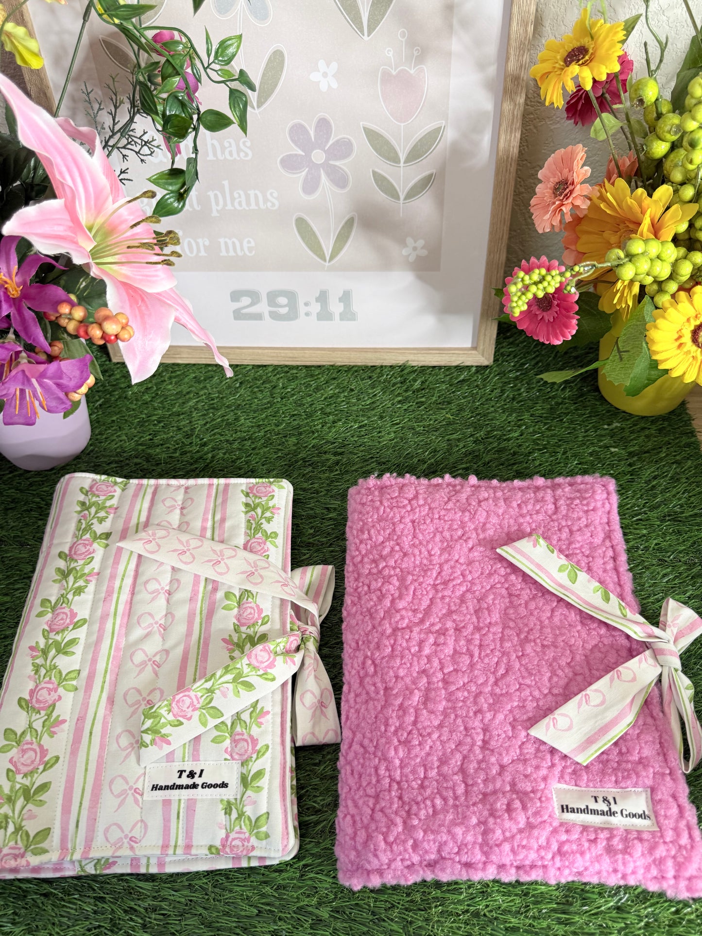 ROSEY BELL QUILTED BOOK COVER