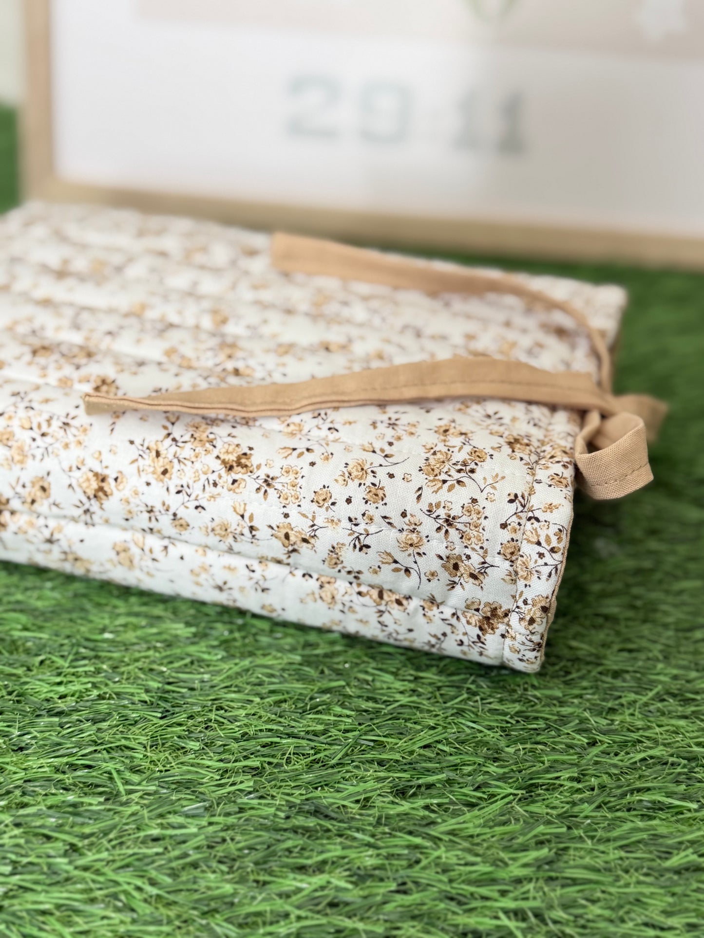 Rustic Floral Book Sleeve w/bow
