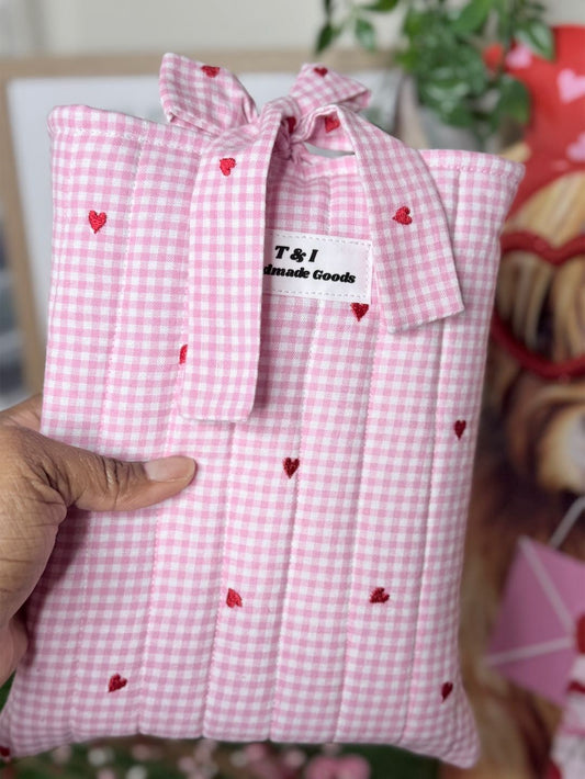 Pink love Book Sleeve